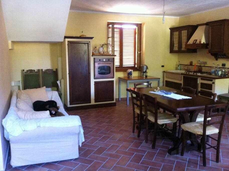 Ospitaci Appartamenti Di Campagna Le Rancole Valtopina Extérieur photo